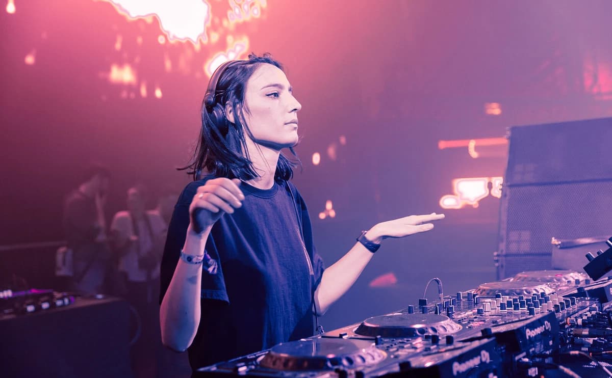 Amelie Lens