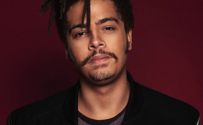 Seth Troxler