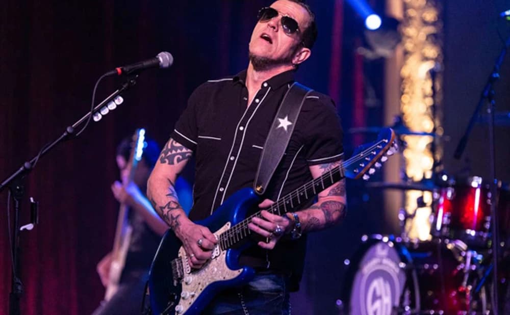 Gary Hoey