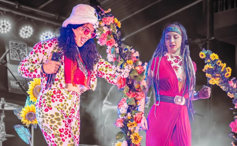 Beebs and Her Money Makers