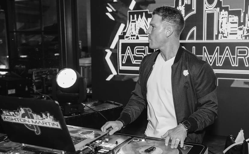 Dj Ashton Martin
