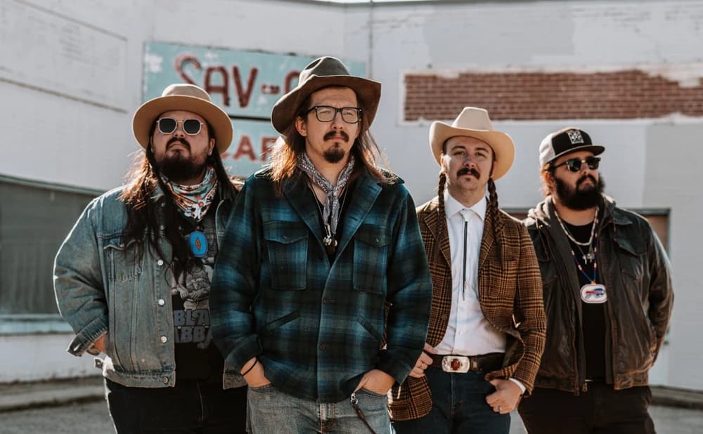 Tylor & the Train Robbers
